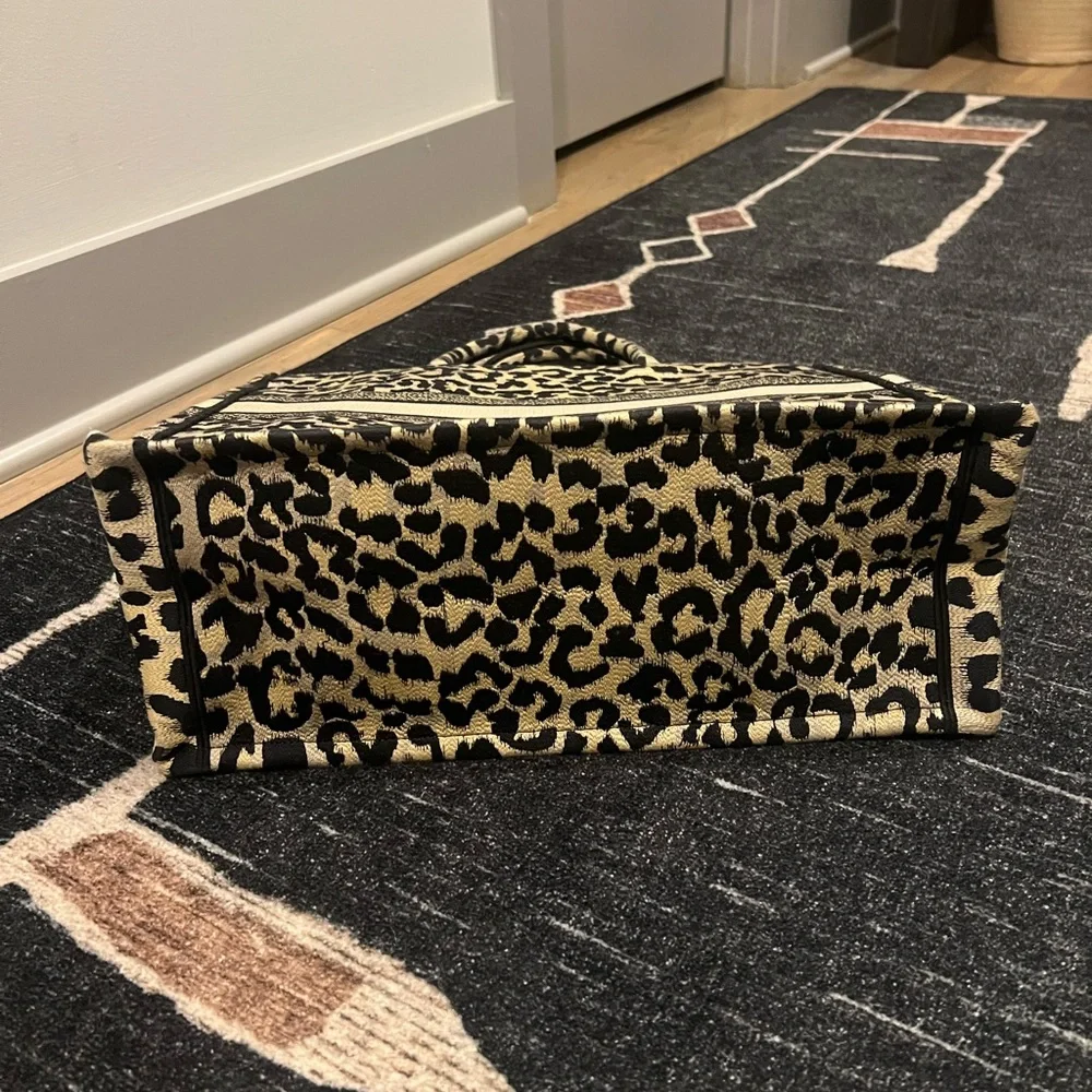 Dior Leopard Print Book Tote - Picture 3 of 9